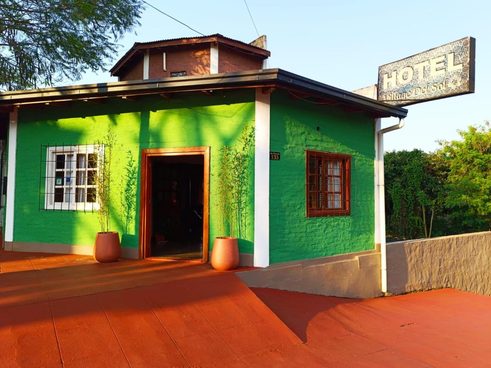 Hotel Village Del Sol Puerto Iguazu Bagian luar foto